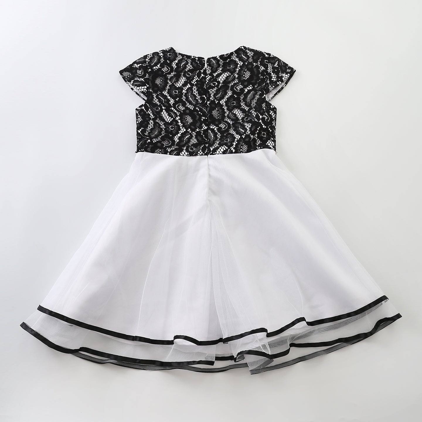 Older Girls Black Lace and White Tulle Special Occasion Party Dress