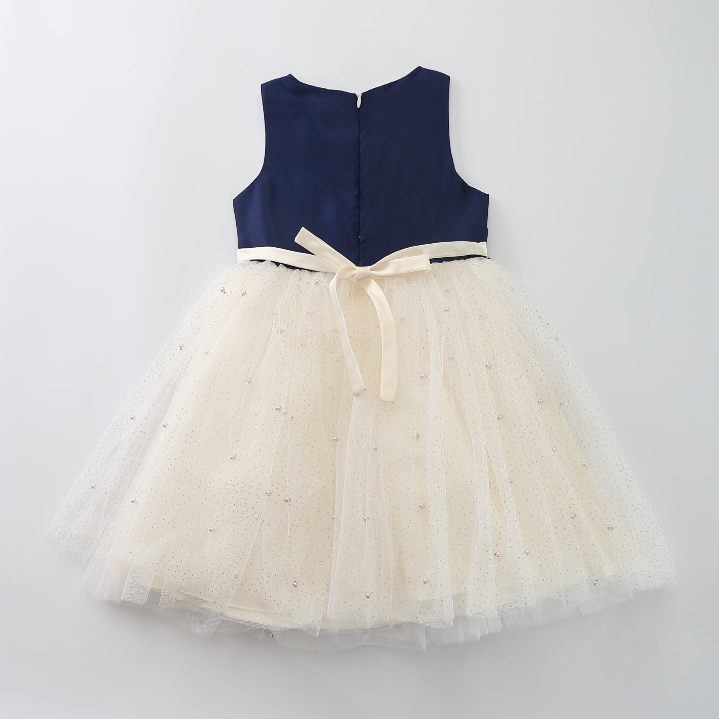 Girls' Pretty Tulle Party Dress with Fancy Details