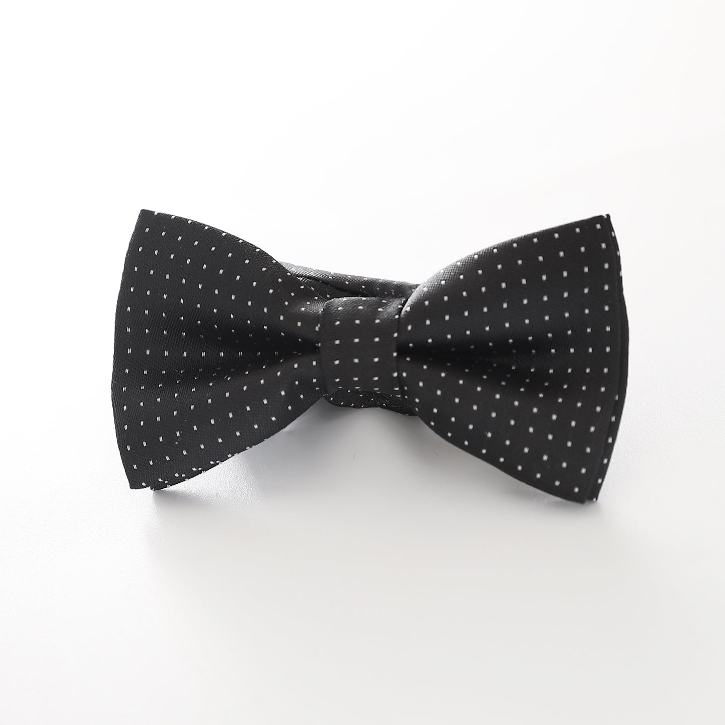 Boys' Patterned Bowtie - Black and White Spot